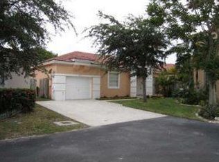 9017 SW 214th St, Cutler Bay, FL 33189