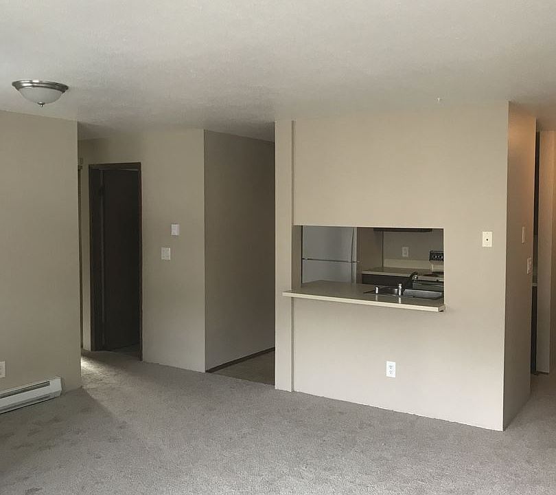 1st image of 12509 35th Ave NE APT 207