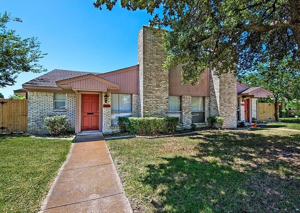 1st image of 330 Candlewood Pl