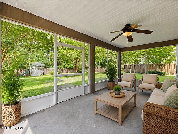 5th image of 298 E TEAGUE BAY Drive