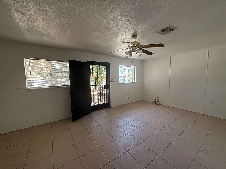 7289 Mimosa Ave — Photo 8