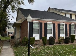 37301 Glenbrook Dr, Clinton Township, MI 48036