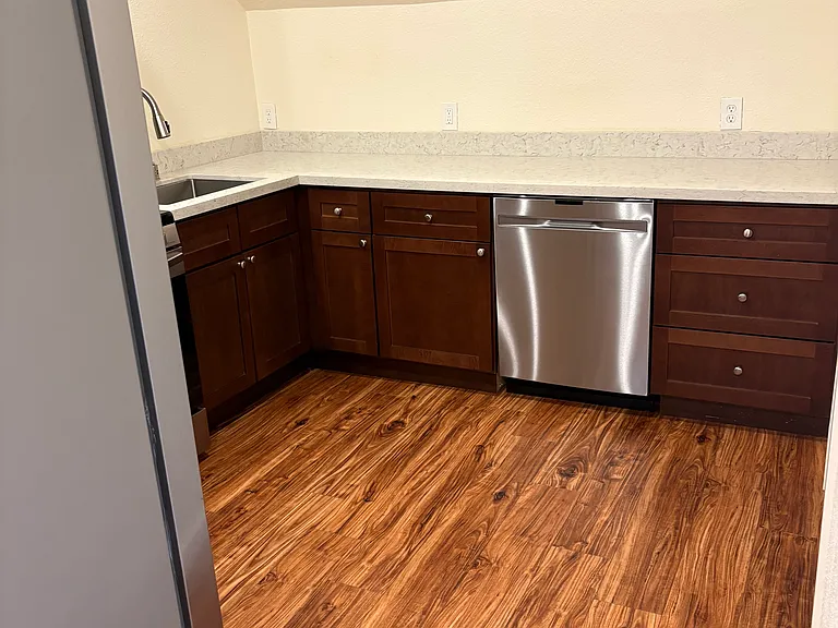 645 Marina Vista Ave — Photo 7