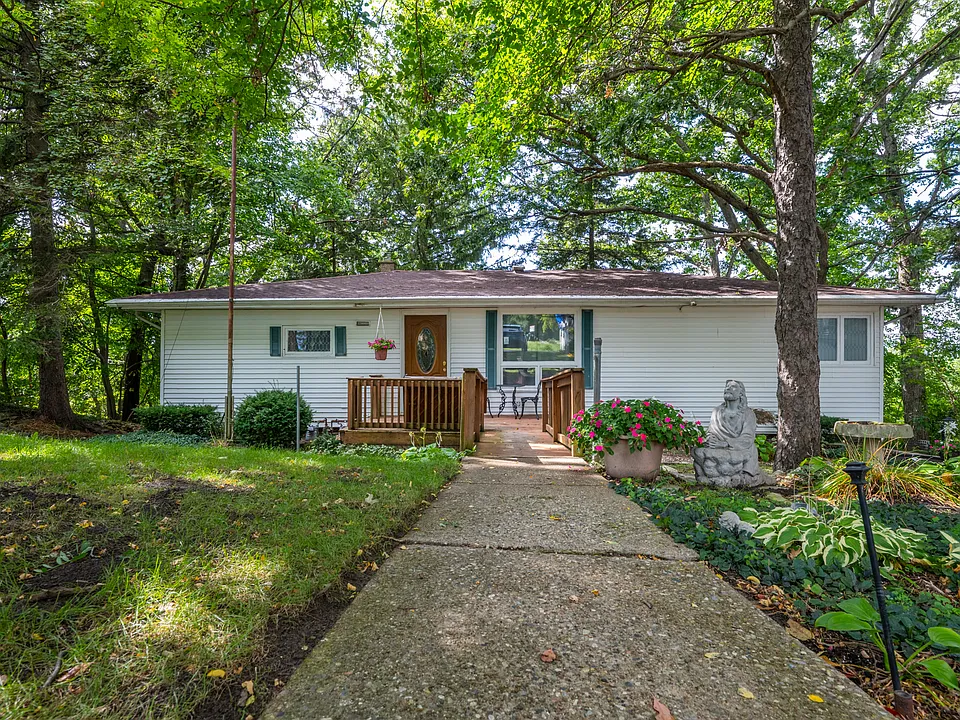 5880 Red Arrow Hwy #1