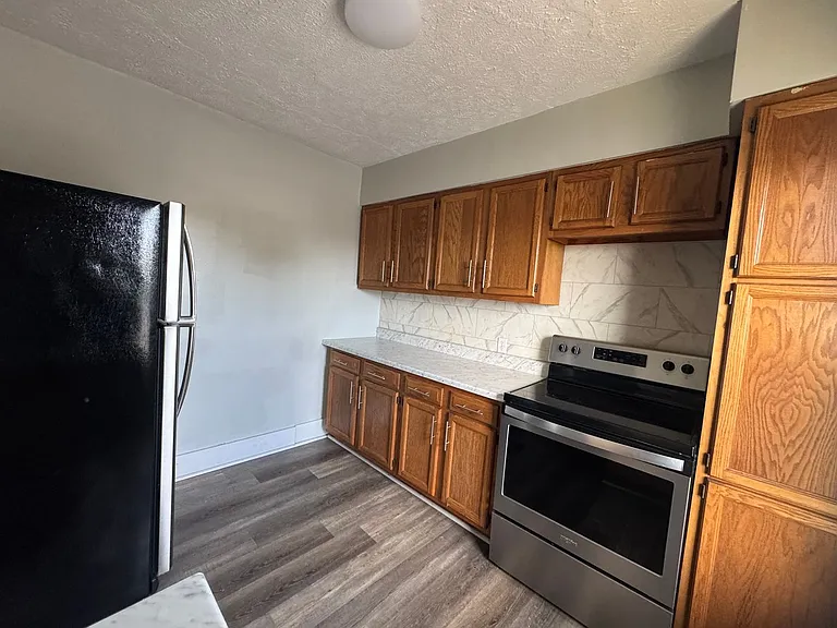 316 N Fillmore St — Photo 13