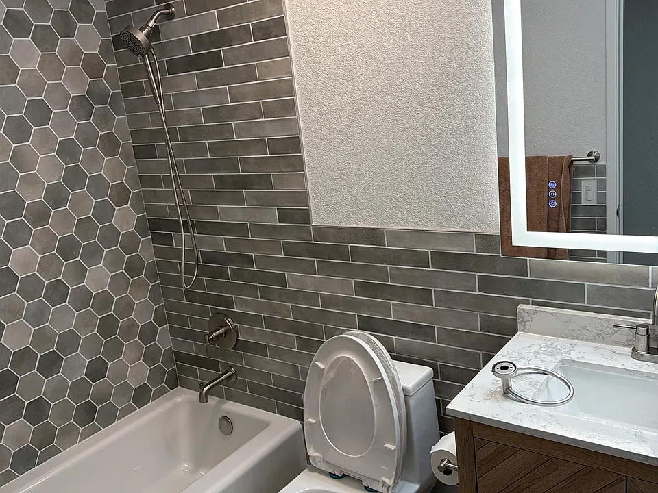 2435 San Pablo Ct