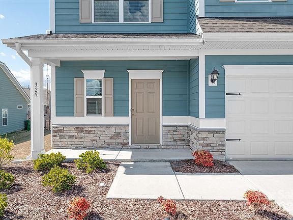 3rd image of 329 Ox Bow Cir