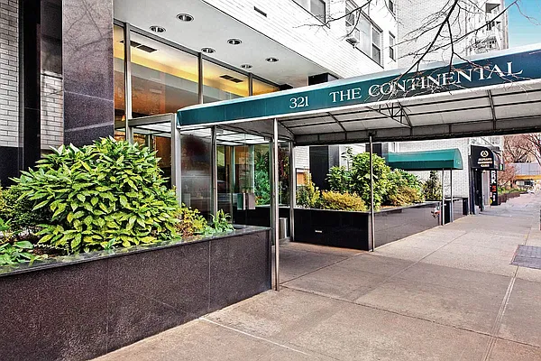 Sold by Brown Harris Stevens | media 17