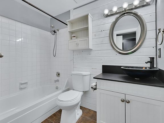 3rd image of 6121 E 6th Ave