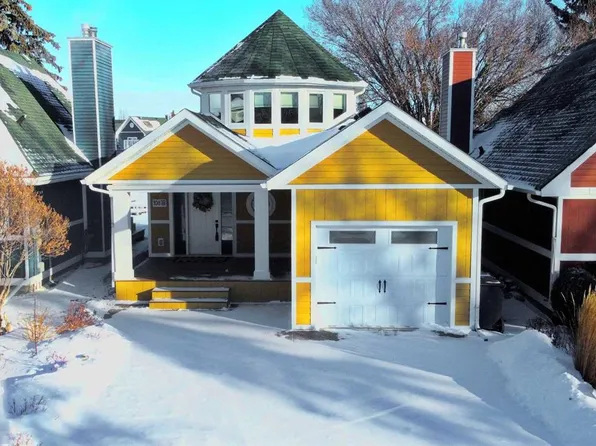 108 W Marina Bay Ct, Sylvan Lake, AB T4S 1E9