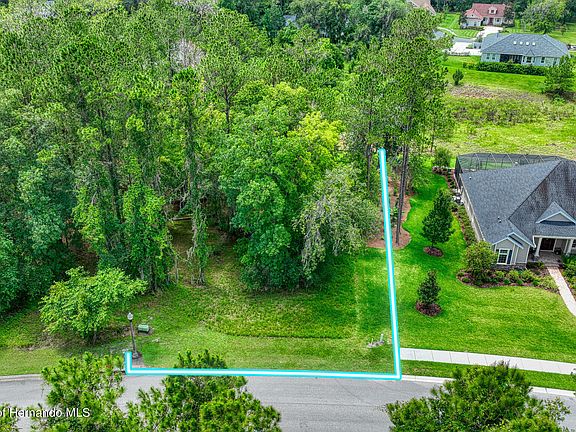3rd image of 19656 Sheltered Hill Dr