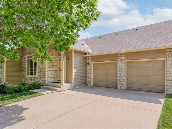 18564 W 158th Ter Unit 3002, Olathe, KS 66062