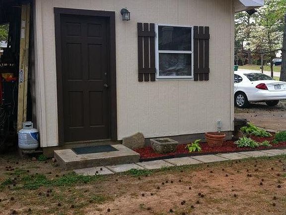 2nd image of 6195 Frieda St