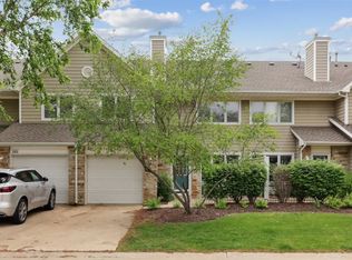 811 Burr Oaks Dr UNIT 1110, West Des Moines, IA 50266