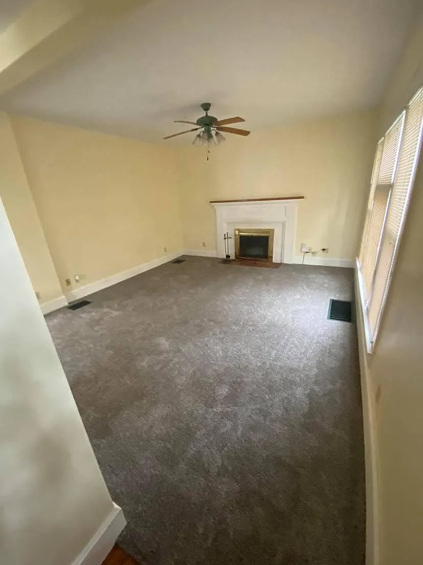 2 bed, 1100 sqft, $1,400 — Photo 3