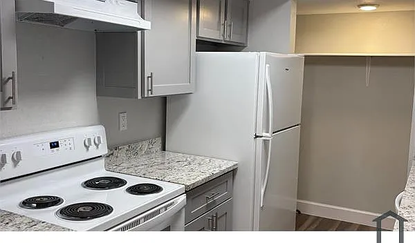 7200 T C Jester Blvd #2301 — Photo 3