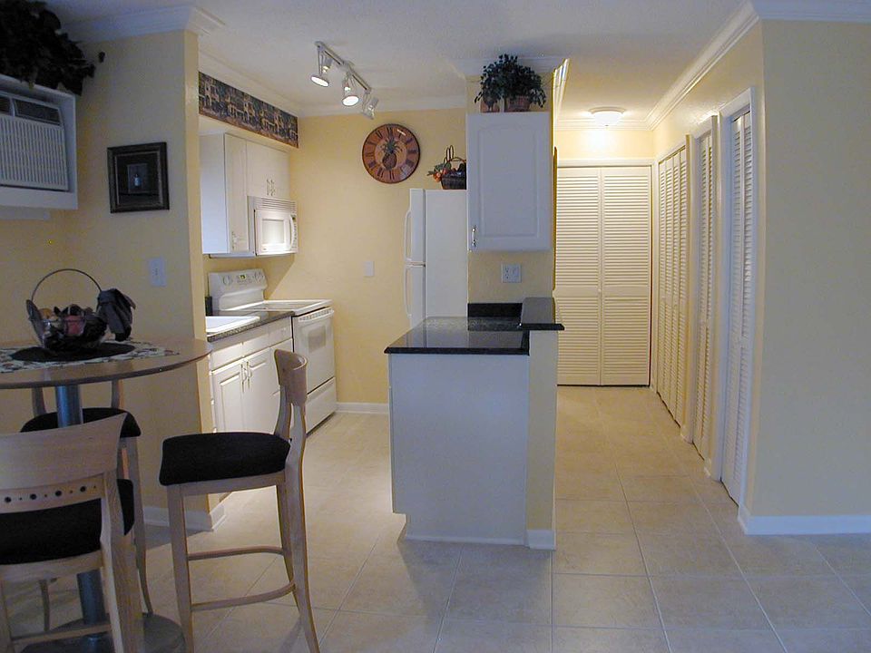 Total renovation partially furnished