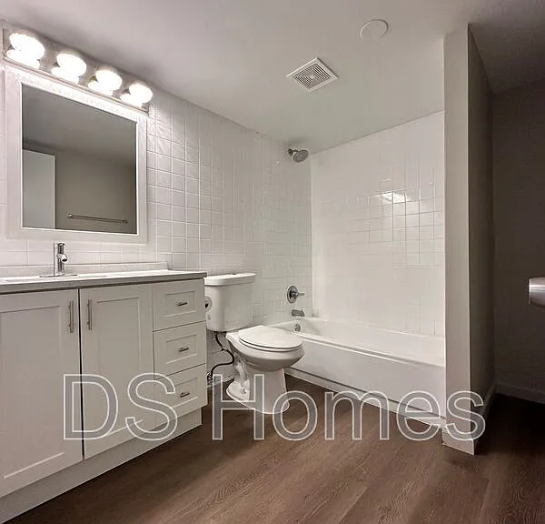 34 Elizabeth Ave — Photo 7