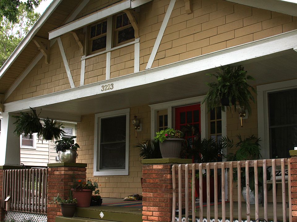 1st image of 3223 Barber Ave