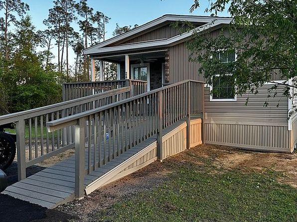 2442 Douglas Rd