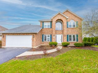 408 Pheasant Chase Dr, Bolingbrook, IL 60490
