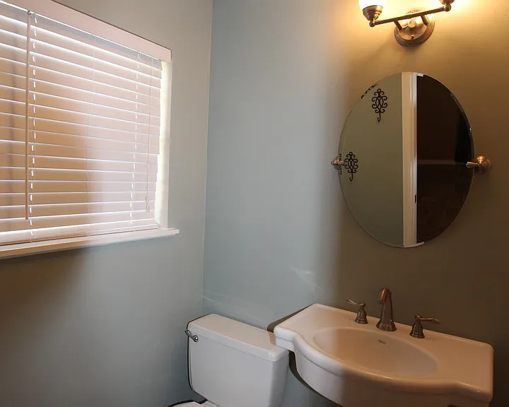 2930 Williamsburg Dr — Photo 23