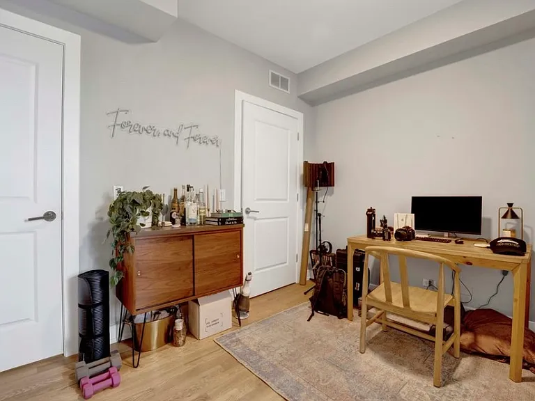 3802 W Altgeld St #301 — Photo 9