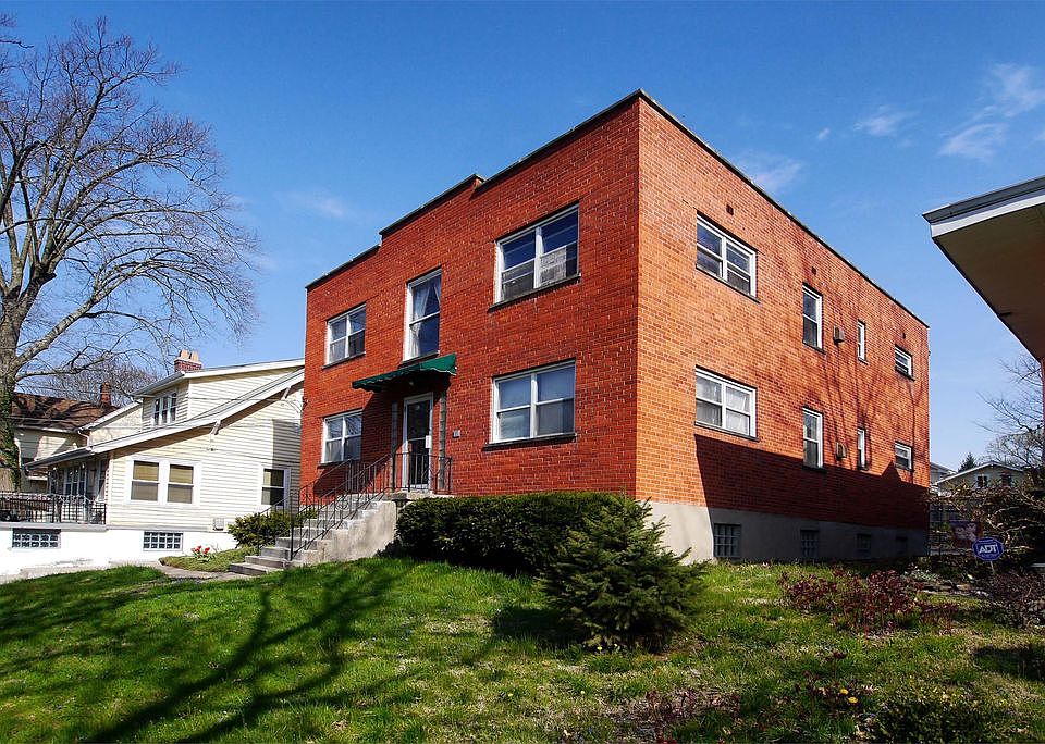 1st image of 82 Hillsdale St APT 3