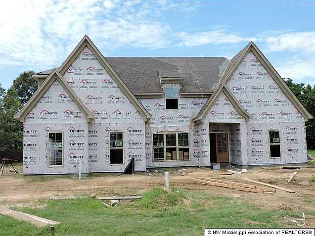 2nd image of 4909 Bowie Ln