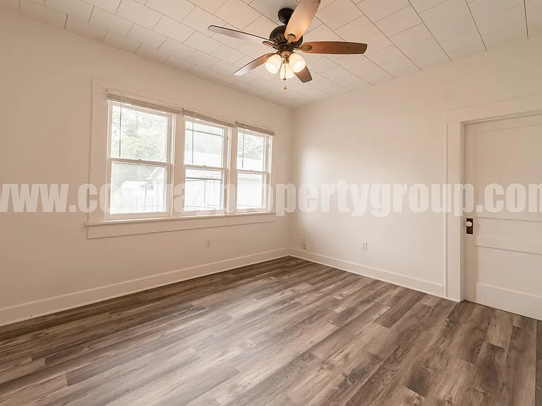1404 Clifton St — Photo 10