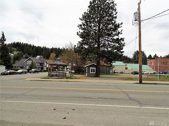 4th image of 106 S 1st St