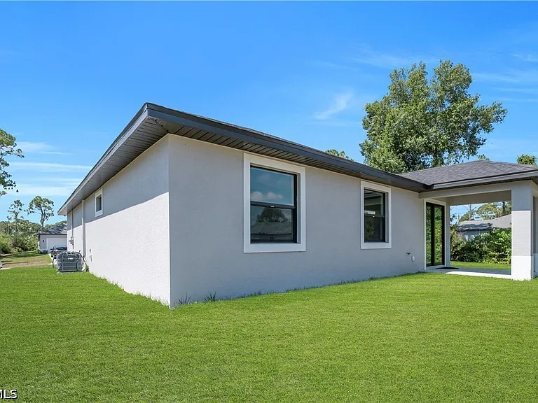6208 Forest Ct — Photo 38