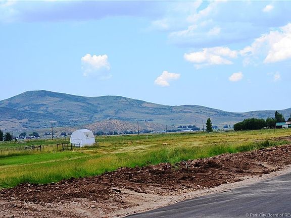 2nd image of 1506 S Uinta View Cir #205