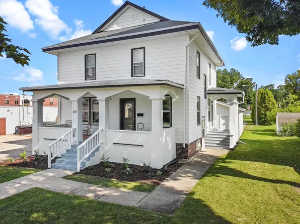 210 E Walworth STREET, Elkhorn, WI 53121