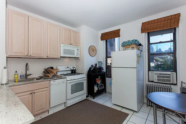 Rented by Tosh Marks Property Group | media 5