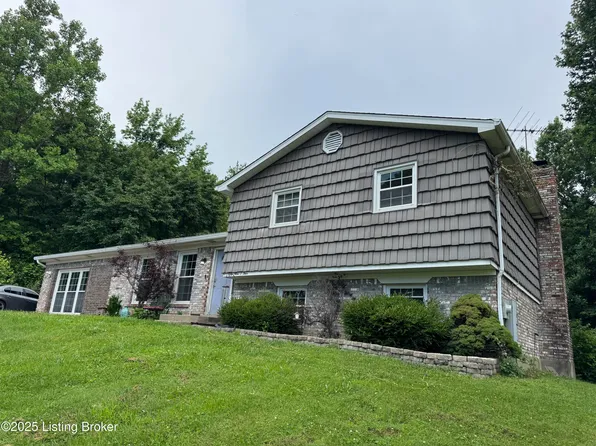 5904 Pine Mountain Dr, Louisville, KY 40214