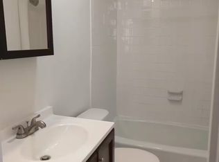 131 C St SE APT 1, Washington, DC 20003