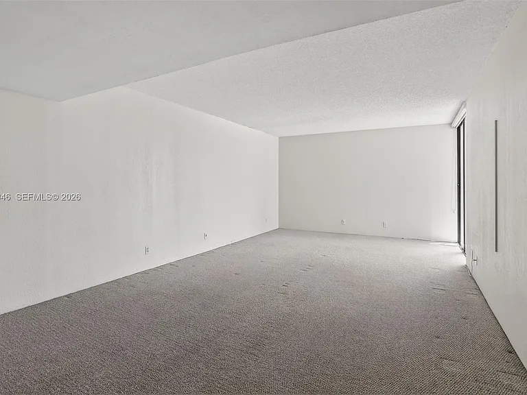 19707 Turnberry Way #7F — Photo 19