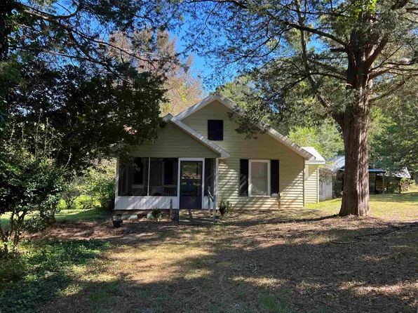 7080 Union Point Hwy, Union Point, GA 30669