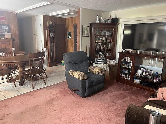 2nd image of 69 Fireside Ln