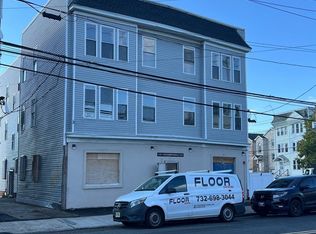 500 Hawthorn Ave #3A, Newark, NJ 07112