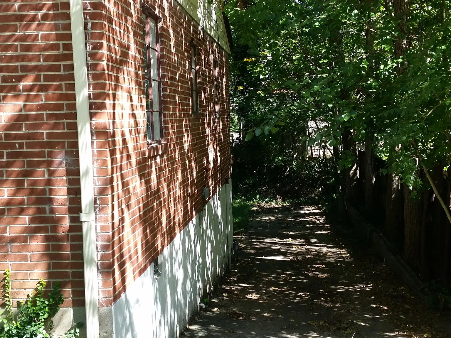 1 bed, 750 sqft, $1,250 — Photo 2