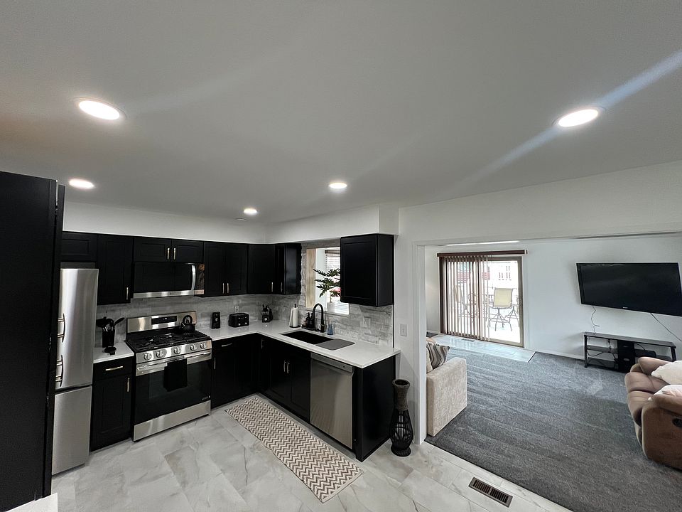 1st image of 8739 Royce Dr