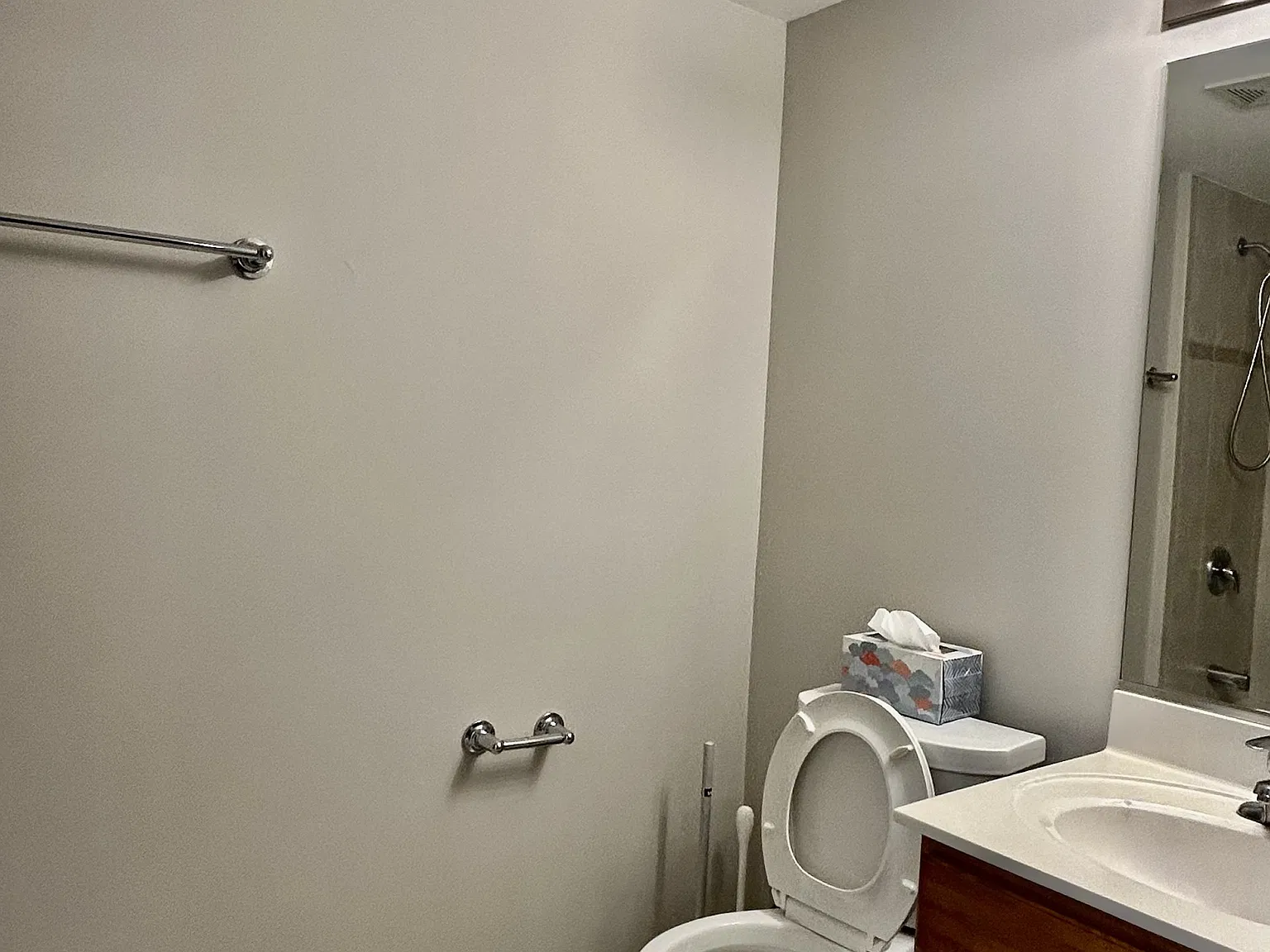 2 bed, 700 sqft, $1,700 — Photo 4