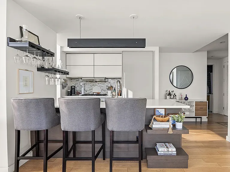22 N 6th St #27D — Photo 6