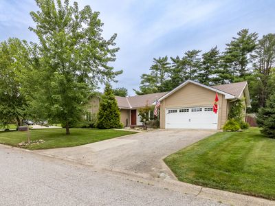 405 E Rosehill St, Marshall, MO, 65340