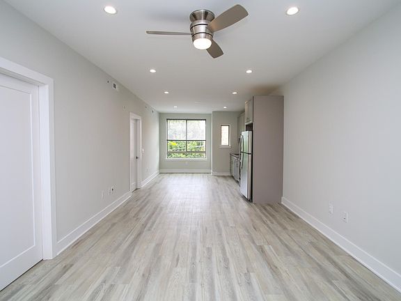 2nd image of 3718 Haverford Ave APT 3F