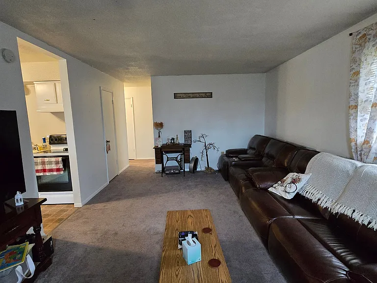 2 bed, 2.5 bath, 850 sqft, $800 — Photo 8