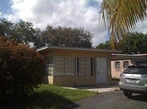 1st image of 1843 Park Ln
