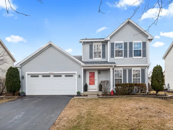 2805 Yosemite Dr, Aurora, IL 60503